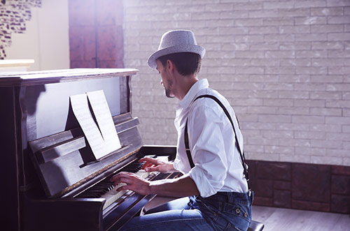 Play Jazz Piano